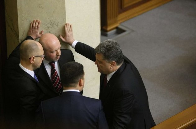Гройсман предупредил, что без изменений Конституции Украину ждет узурпация власти и новый майдан