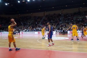 Баскетбольная сборная Украины повторно проиграла французам