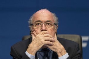 Спонсоры ФИФА требуют незамедлительной отставки Блаттера