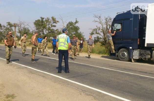 Прикордонна служба повідомила про зниження пасажиропотоку на кордоні з Кримом через блокаду