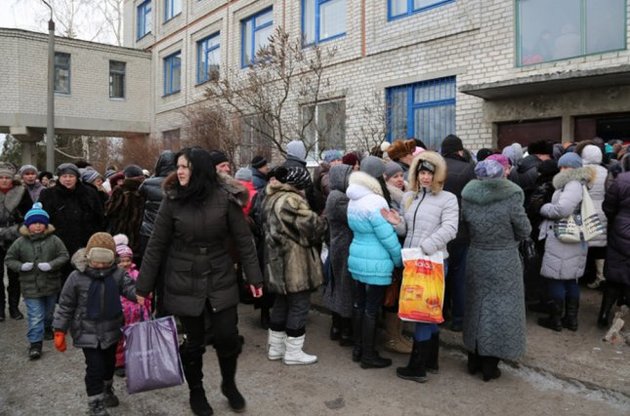 ООН начала раздавать продукты в школах и больницах Донбасса