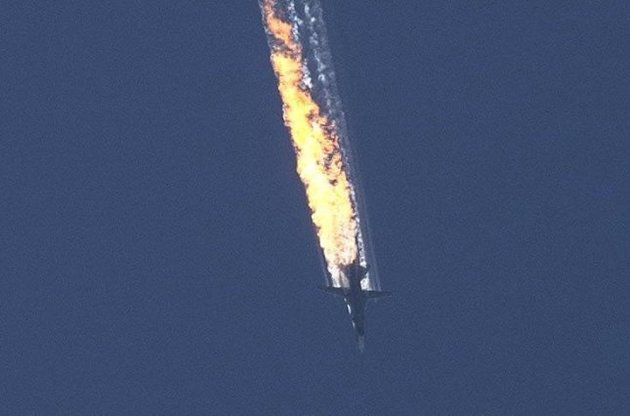 ВПС Туреччини збили російський Су-24 в повітряному просторі Сирії – Reuters
