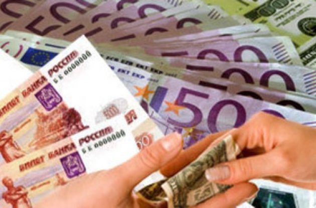 Курс рубля к евро перешагнул отметку 80