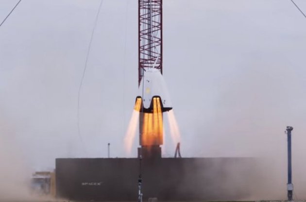 SpaceX провела испытания корабля Crew Dragon в режиме висения