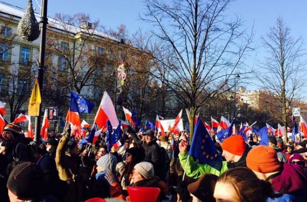 В Польше прошли массовые антиправительственные протесты