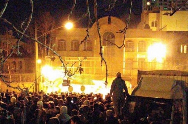 В Иране арестовано около 100 человек по делу о нападении на посольство Саудовской Аравии