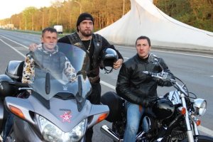 Хирург Залдостанов собрался на Северный полюс на "мощном русском мотоцикле"