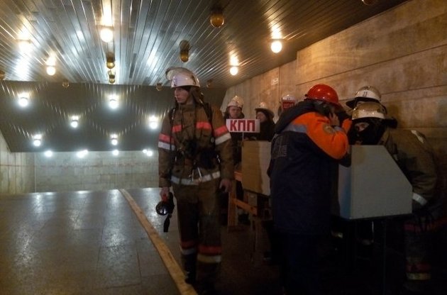 У Києві станцію метро "Площа Льва Толстого" було перекрито через задимлення
