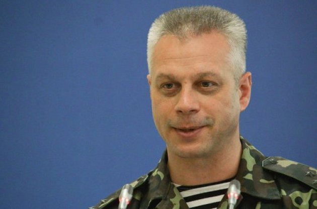 Один украинский воин пострадал в зоне АТО за сутки