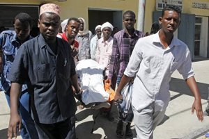 У столиці Сомалі терористи напали на готель, є загиблі