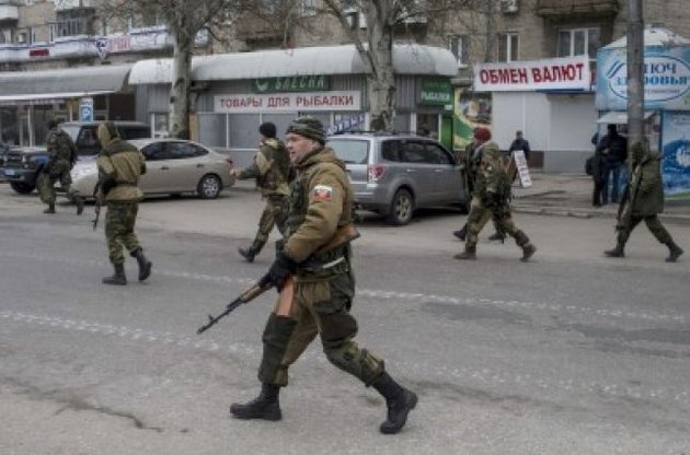 Боевики обстреливают в Донбассе опорные пункты сил АТО - штаб