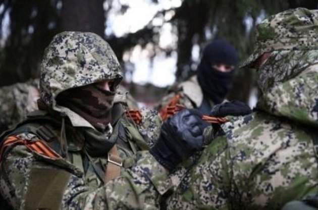 Боевики допрашивают местных жителей о боевых порядках сил АТО – ИС