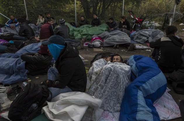 ЕС потребовал от Турции до июня остановить поток беженцев