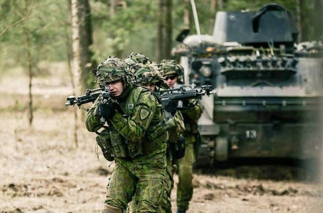 В Литве начались крупнейшие военные учения "Удар молнии"