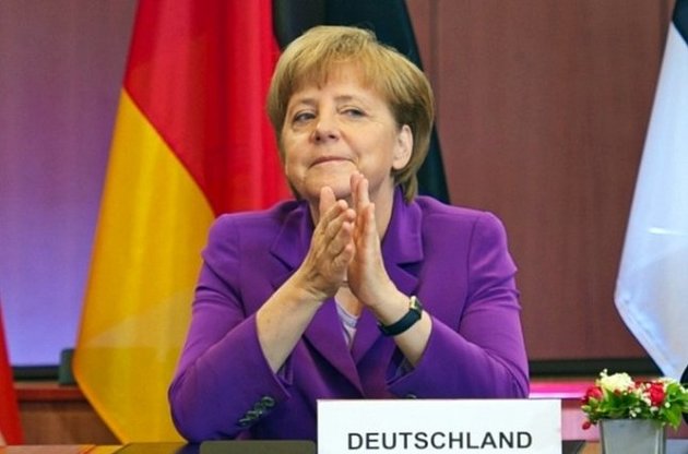 Упавший из-за миграционной политики рейтинг Меркель начал активно расти