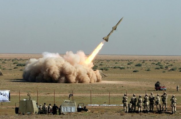 В Иране заявили, что не прекратят испытания собственных баллистических ракет