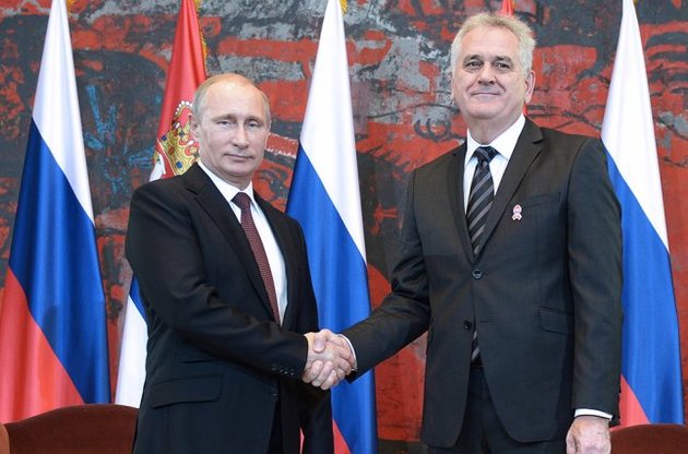Путин пообещал Сербии поддержку в "возвращении" Косово