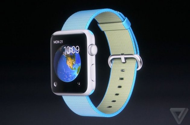 Apple снизила цены на "умные" часы