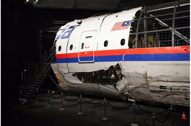 Сбитый над Донбассом малайзийский "Боинг 777" преследует Кремль - RFERL