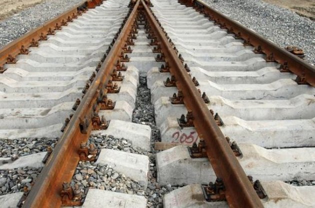 "Укрзалізниця" заявляет об угрозе остановки железнодорожных перевозок в зоне АТО