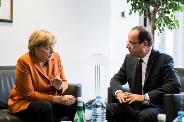 Меркель и Олланд призвали Европу доказать свою способность "к компромиссу и единству"