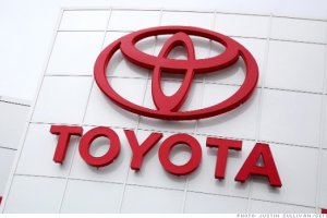 Toyota объявила об отзыве почти 1,5 миллионов гибридных автомобилей по всему миру