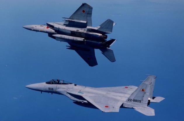 Япония подняла в воздух авиацию из-за учений китайских ВВС