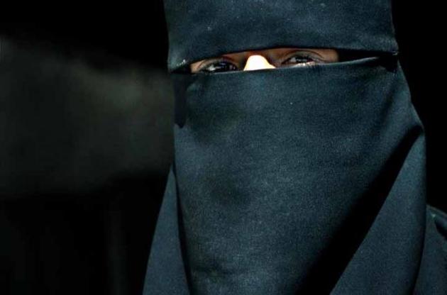 В Болгарии женщинам запретили скрывать лицо в общественных местах