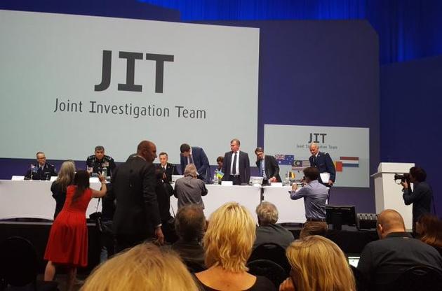 Россия заявила послу Нидерландов о "предвзятости" международного следствия по MH17