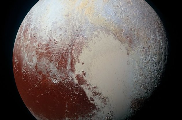 Под "сердцем" Плутона может находиться жидкий океан