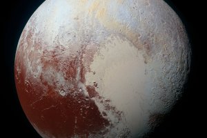 Под "сердцем" Плутона может находиться жидкий океан