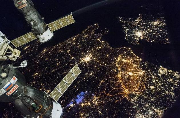 NASA опубликовало снимок Западной Европы из космоса
