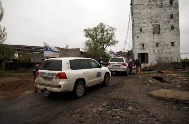 Наблюдатели ОБСЕ не попали на участки разведения сил в Донбассе