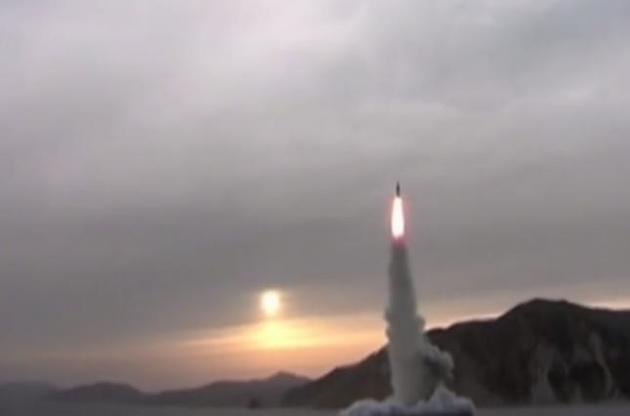 Опубликовано видео запуска баллистической ракеты КНДР