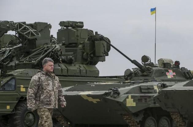Порошенко ввів у дію рішення РНБО про оборонне замовлення на 2017-2019 роки