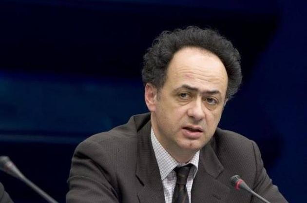 Посол ЕС предложил властям Украины ускорить создание антикоррупционного суда