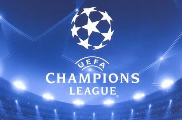 Лига чемпионов: ПСЖ разгромил "Барселону", "Бенфика" обыграла "Боруссию"