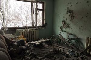 Нужно максимально быстро восстановить разрушенное жилье в Авдеевке — Жебривский