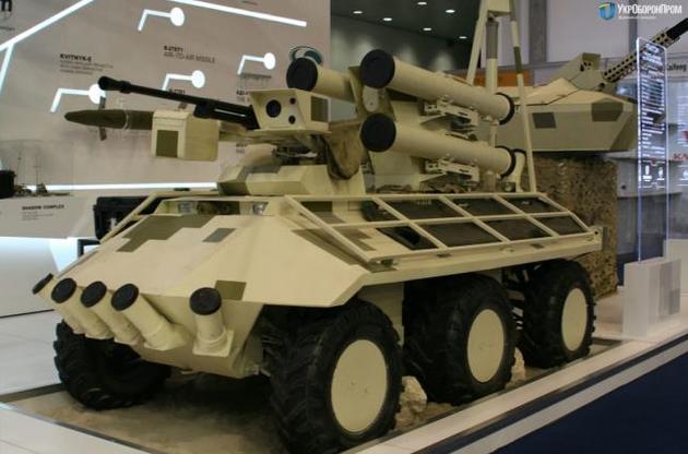 Украина представила на выставке в ОАЭ наземный беспилотник "Фантом"