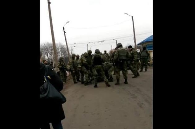 Обнародовано видео задержания участников блокады ОРДЛО