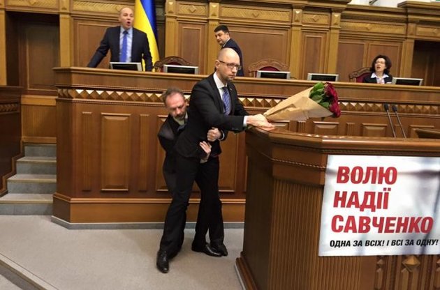 За напад на Яценюка депутат Олег Барна отримав покарання і був виключений з "БПП"