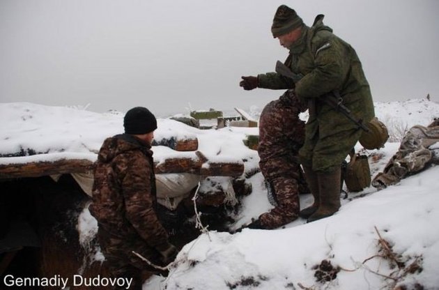 Боевики 56 раз обстреляли позиции украинских военных в Донбассе