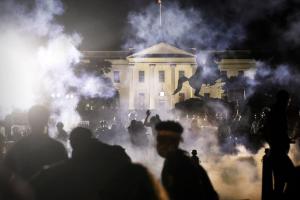 За протестами в Америке стоит мрачное расовое неравенство - The Economist
