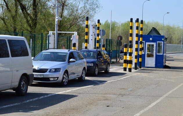 Вторая волна коронавируса в Венгрии: страна полностью закрывает свои границы для иностранцев 