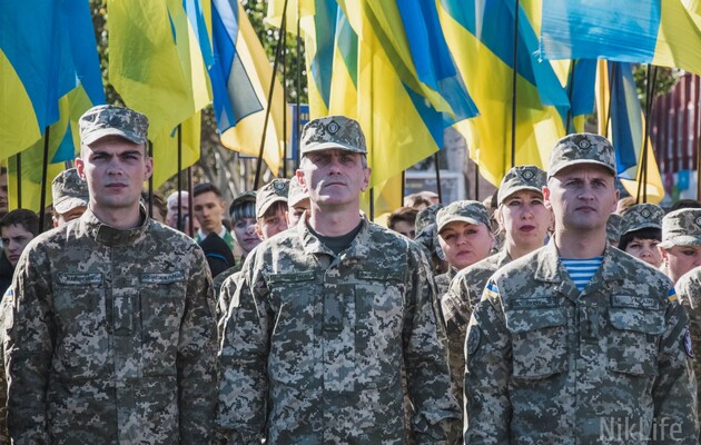 Сегодня в Украине День памяти защитников