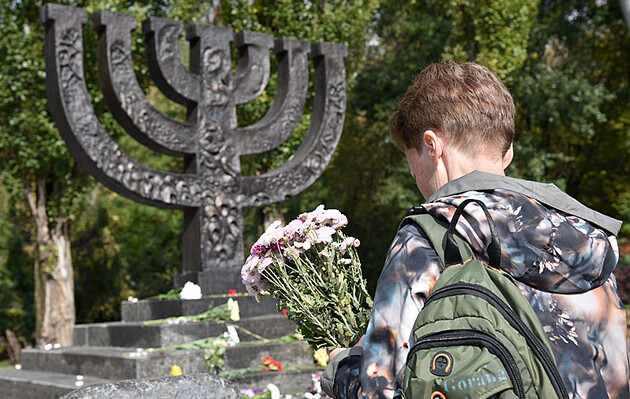 Мемориальный центр Холокоста «Бабий Яр» обратился к общественности из-за противостояния вокруг трагедии