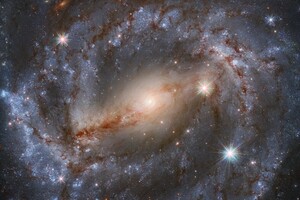 «Хаббл» сделал снимок галактики из созвездия Волка