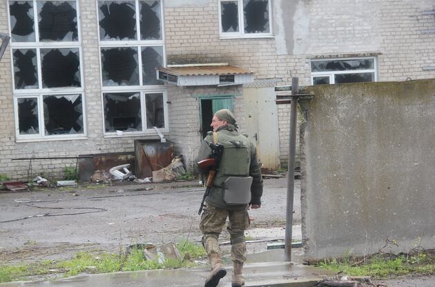 Снайпер Центра спецопераций о промзоне Авдеевки: "Боевики были в панике, называли нас "черной ротой" и все время просили подмогу"