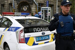 Полиция усилила патрулирование в правительственном квартале Киева