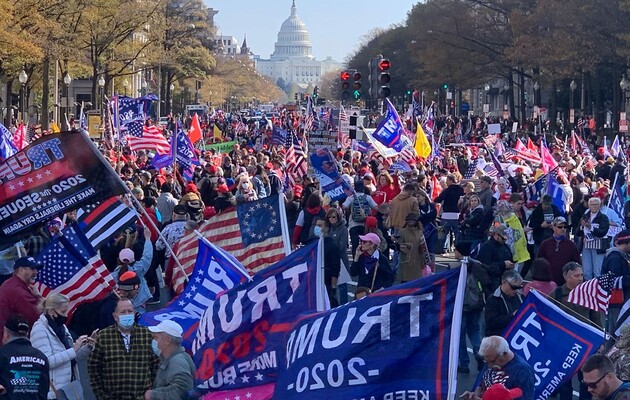 В столице США прошел митинг в поддержку Трампа